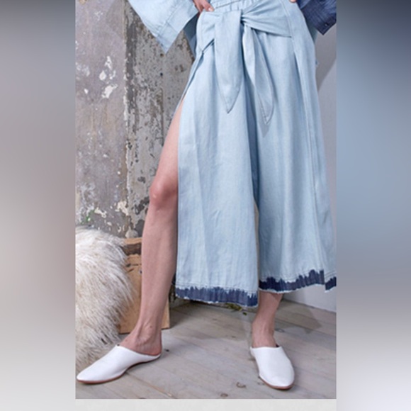 NWT Holt Renfrew Laura Siegel Women’s Medium Pants with side slit and tie - Picture 1 of 6